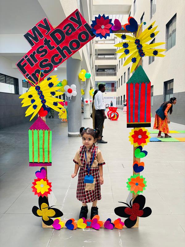 Best School in Dindoli