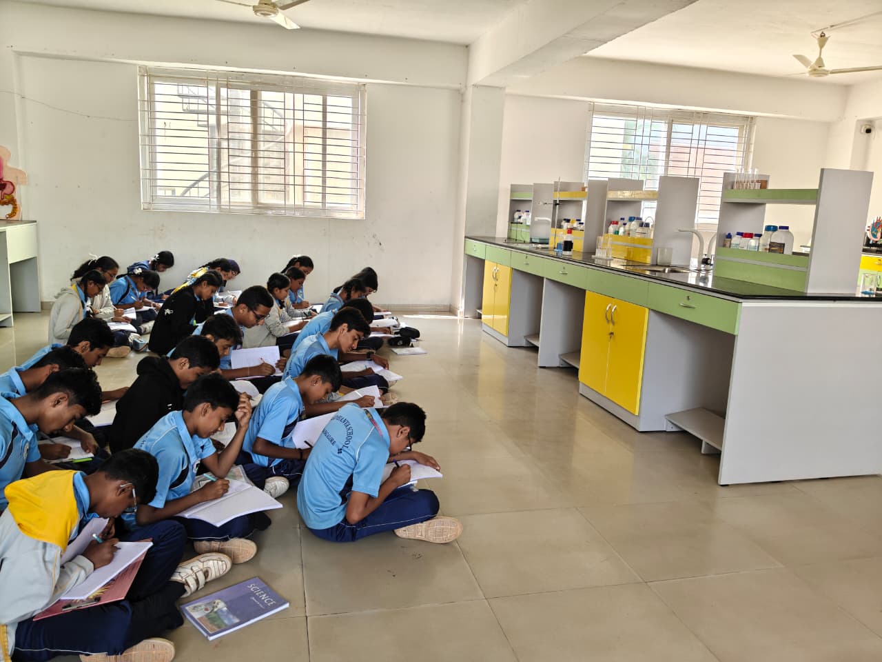Science Lab 12