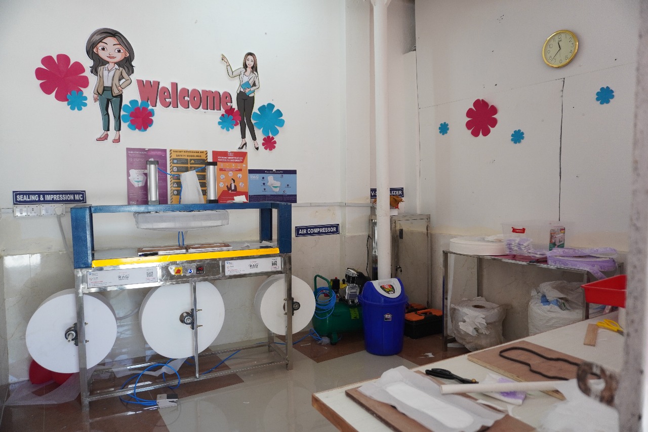 Best School In Varuna