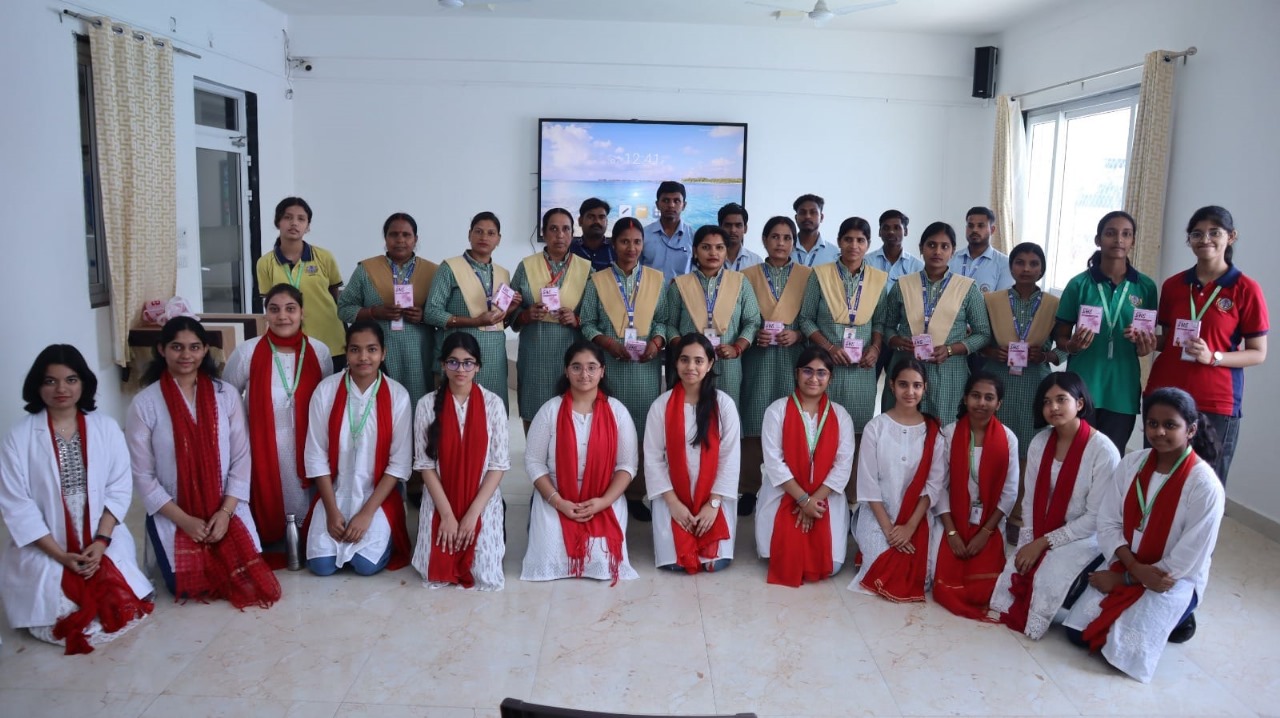 Best School In Varuna