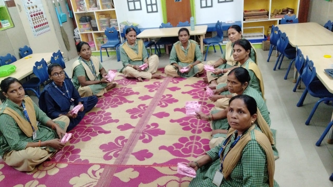 Best School In Varuna