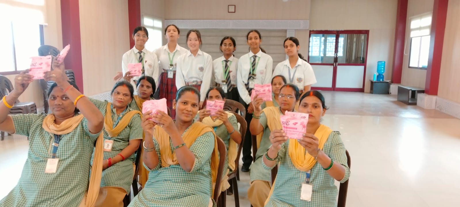 Best School In Varuna