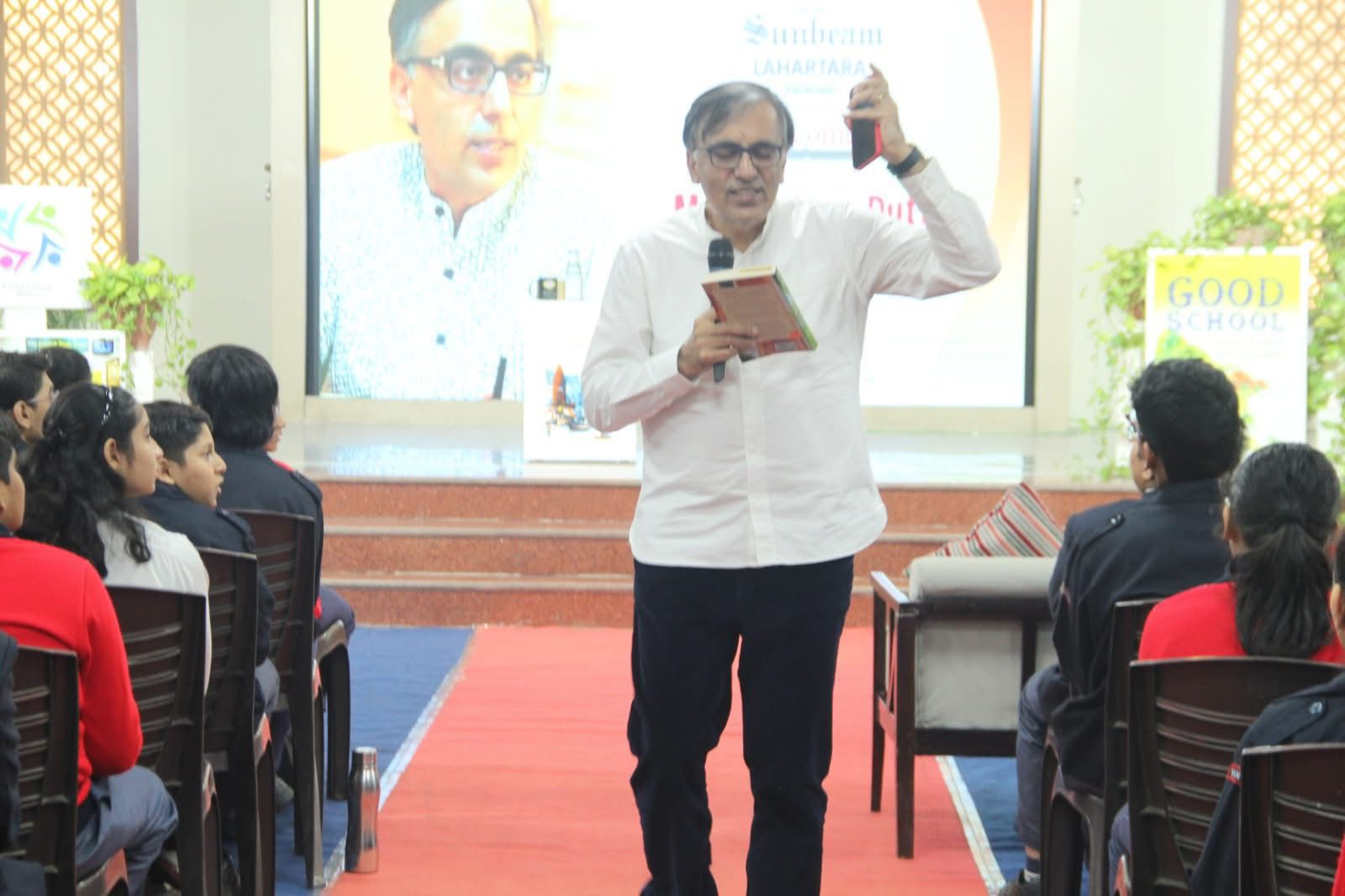 Best School in Sarnath