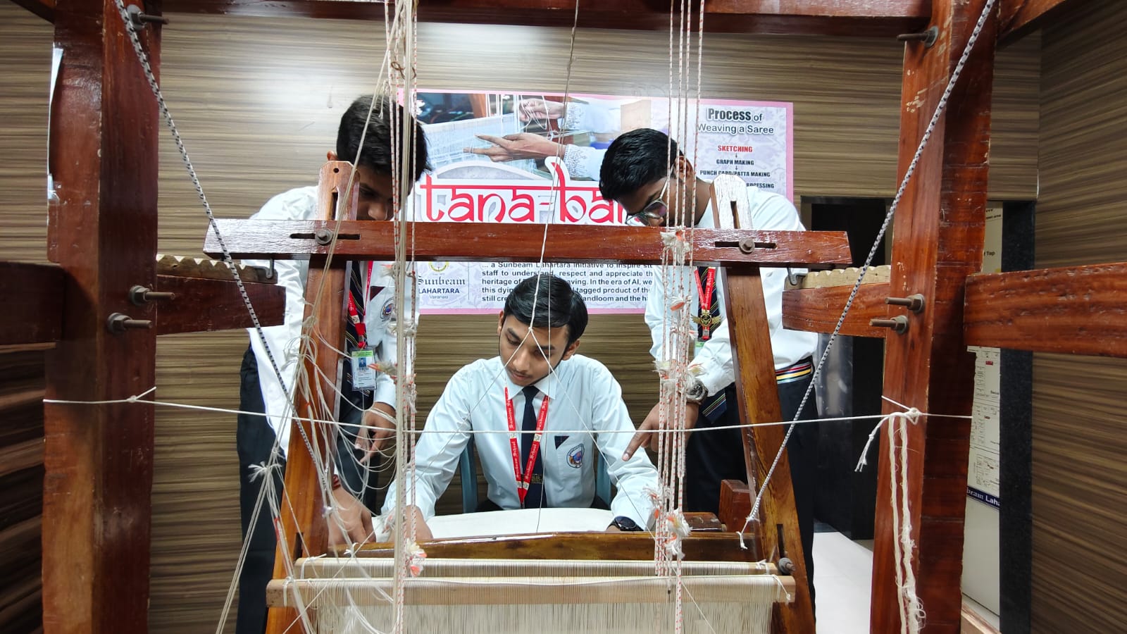 Best School In Lahartara